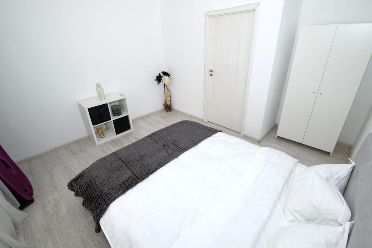 Musical Apartament Lägenhet Bukarest Exteriör bild